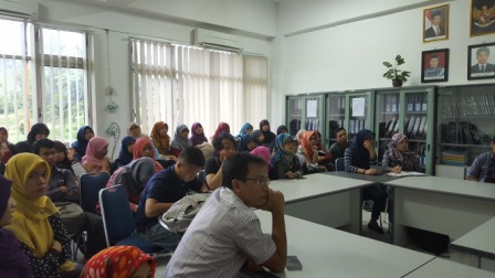 kuliah umum dihadiri mahasiswa dan dosen JTL